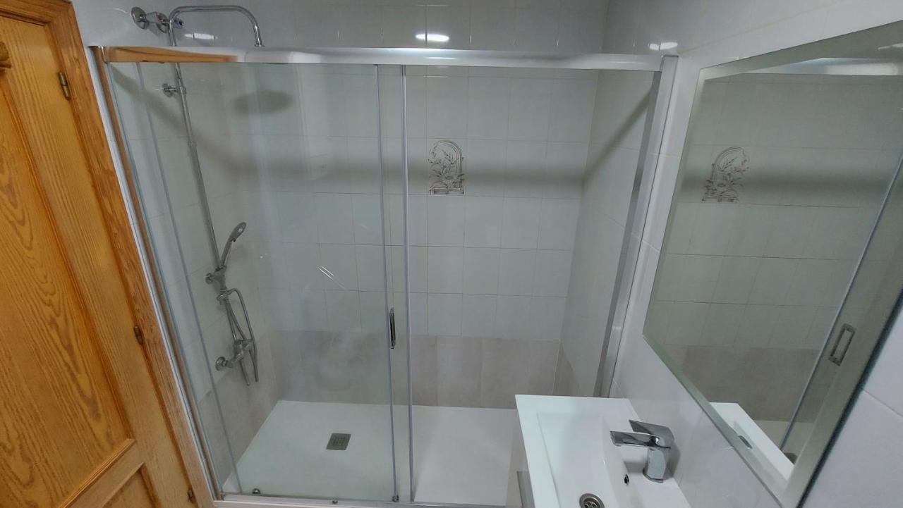 Spacious Apartment טורבייחה מראה חיצוני תמונה